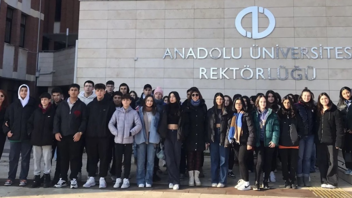 Öğrencilerimizle Anadolu Üniversitesi'ni Gezdik.